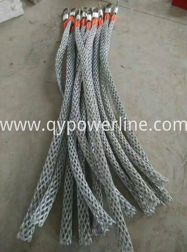 cable pulling socks